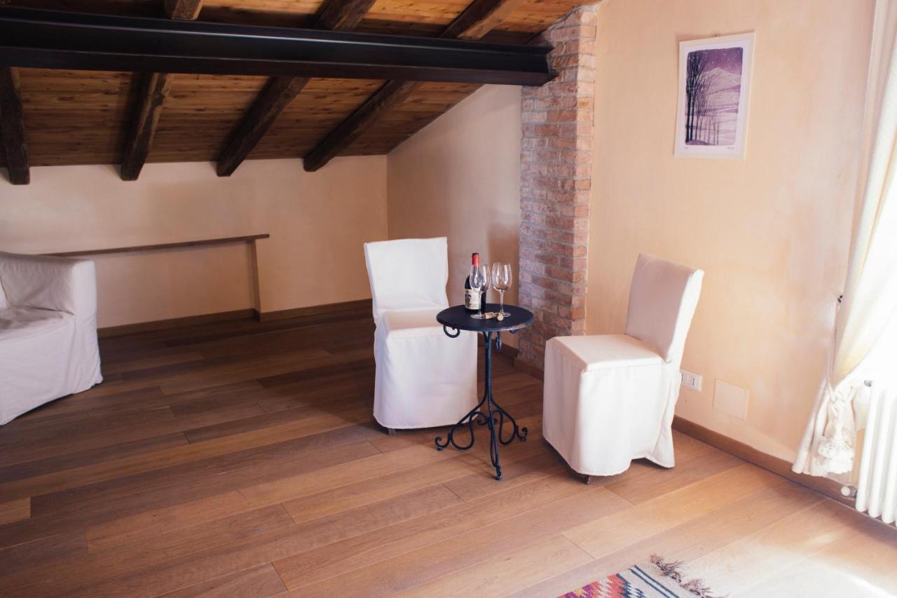 Agriturismo La Burlanda フォズディノーヴォ エクステリア 写真