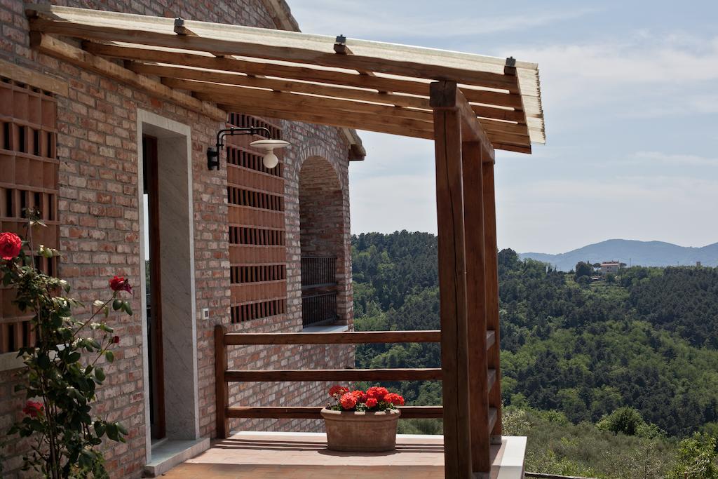 Agriturismo La Burlanda フォズディノーヴォ エクステリア 写真